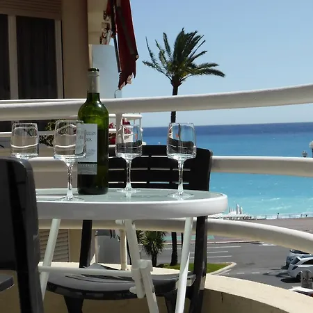 Centre - With Balcony And Stunning Sea View! アパート ニース
